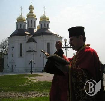 Православная община вошла в Екатерининскую церковь