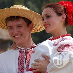 Чернігів Академічний. ФОТОзбірка Чернігів Академічний. ФОТОзбірка