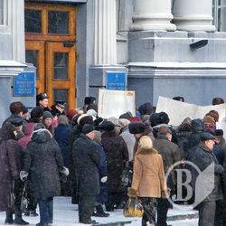 Кому землю, кому гимн: Сессия Черниговского горсовета Кому землю, кому гимн: Сессия Черниговского горсовета