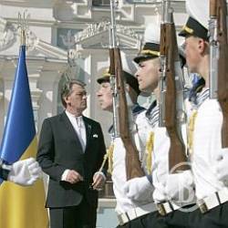18 років по тому: Україні - Голодомор, решту - олігархам 18 років по тому: Україні - Голодомор, решту - олігархам