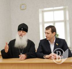 Чернігівське Духовне Училище УПЦ отримало нові меблі Чернігівське Духовне Училище УПЦ отримало нові меблі