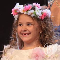 Конкурс краси «Королева квітів-2010». ФОТОрепортаж Конкурс краси «Королева квітів-2010». ФОТОрепортаж
