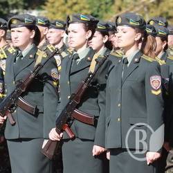 Першокурсники Чернігівського юридичного коледжу склали присягу. ФОТОрепортаж Першокурсники Чернігівського юридичного коледжу склали присягу. ФОТОрепортаж