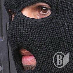 Розбій: Злодії винесли картини... з сільській їдальні Розбій: Злодії винесли картини... з сільській їдальні