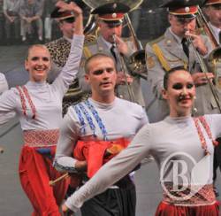 Українки вразили своїм шармом Францію. ФОТОрепортаж Українки вразили своїм шармом Францію. ФОТОрепортаж