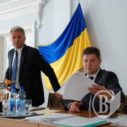 Слуги народу знову «дерибанять» землю? Слуги народу знову «дерибанять» землю?