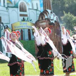 Концерт на фестивалі в Любечі. ФОТОрепортаж Концерт на фестивалі в Любечі. ФОТОрепортаж