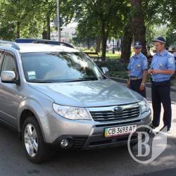 Чернігівські чиновники дозволяють собі найдорожчі авто Чернігівські чиновники дозволяють собі найдорожчі авто