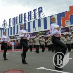 В Чернігові відкрили гіпермаркет Епіцентр. ФОТО, ВІДЕОрепортаж В Чернігові відкрили гіпермаркет Епіцентр. ФОТО, ВІДЕОрепортаж