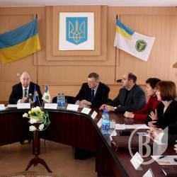 Кому відшкодовують ПДВ? Кому відшкодовують ПДВ?