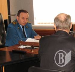 У святкові дні на кордоні на третину зросте пасажиропотік та кількість вантажу У святкові дні на кордоні на третину зросте пасажиропотік та кількість вантажу
