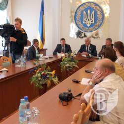 Комітет Верховної Ради засідав у Чернігові Комітет Верховної Ради засідав у Чернігові