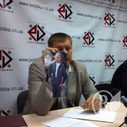 Опозиційному кандидату погрожували розправою?(фото) Опозиційному кандидату погрожували розправою?(фото)