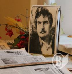 Петро Пиниця повернувся разом із книгою (фото) Петро Пиниця повернувся разом із книгою (фото)