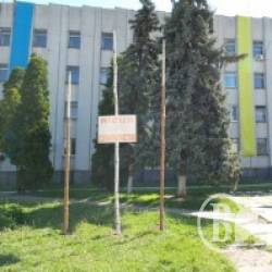 Сепаратисти-пенсіонери нашкодили у Ніжині Сепаратисти-пенсіонери нашкодили у Ніжині