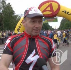 Велопрогулянка наочно демонструє недоліки устрою міста Велопрогулянка наочно демонструє недоліки устрою міста