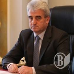 Івашко підганяє районне керівництво – у лихо треба працювати оперативно Івашко підганяє районне керівництво – у лихо треба працювати оперативно