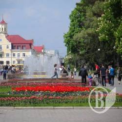 Сьогодні вішають Вована Путіна – страта на Алеї Героїв Сьогодні вішають Вована Путіна – страта на Алеї Героїв