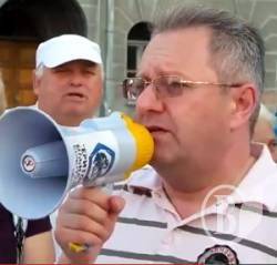 Атипутінське віче в Чернігові проти російських товарів. Про війну і залякування – відео Атипутінське віче в Чернігові проти російських товарів. Про війну і залякування – відео