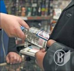 П’яний продавець антиквару – речі 18 ст. в обмін на оковиту П’яний продавець антиквару – речі 18 ст. в обмін на оковиту