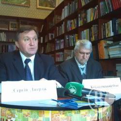 Співпраця України з НАТО в умовах гібридної війни - трансляція Співпраця України з НАТО в умовах гібридної війни - трансляція