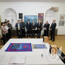 В Чернигове открылась выставка, посвященная Чингизу Айтматову