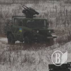 Новітню вітчизняну військову техніку показали у Гончарівському Новітню вітчизняну військову техніку показали у Гончарівському
