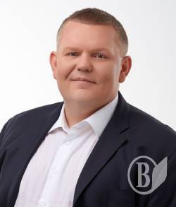 Валерій Давиденко вітає медиків Валерій Давиденко вітає медиків
