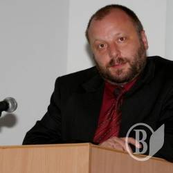 Чернігівці переконані, що вибори відбудуться чесно та демократично - експерт Чернігівці переконані, що вибори відбудуться чесно та демократично - експерт