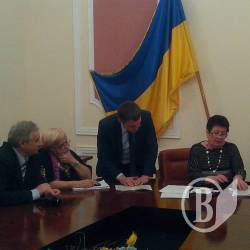 Наталія Слюсаренко: «Сесія міськради імовірно відбудеться 4 грудня» Наталія Слюсаренко: «Сесія міськради імовірно відбудеться 4 грудня»