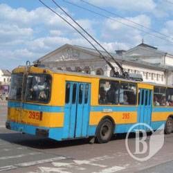 Готовність тролейбусної лінії по вул. 50 років ВЛКСМ складає 35-45% Готовність тролейбусної лінії по вул. 50 років ВЛКСМ складає 35-45%