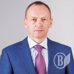 Атрошенко хочет изменить Устав Чернигова и внедрить прямую демократию электронных петиций Атрошенко хочет изменить Устав Чернигова и внедрить прямую демократию электронных петиций