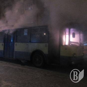 У Чернігові згорів ще один тролейбус У Чернігові згорів ще один тролейбус