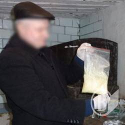 Поліція вилучила наркотиків на 700 тисяч, Фото Поліція вилучила наркотиків на 700 тисяч, Фото