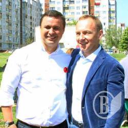 Атрошенко публично агитирует за «преемника» Микитася и просит помощи районной власти Атрошенко публично агитирует за «преемника» Микитася и просит помощи районной власти