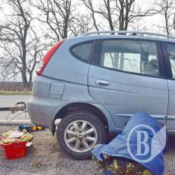 Полтавские ГАИшники задержали авто черниговских волонтеров Полтавские ГАИшники задержали авто черниговских волонтеров