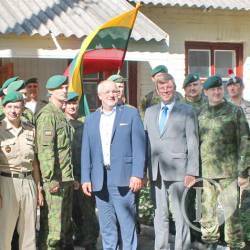 НАТОвцы завершили курсы для украинских военных инструкторов НАТОвцы завершили курсы для украинских военных инструкторов