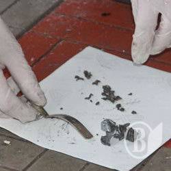 Около сельского клуба взорвалась граната, четверо травмированы Около сельского клуба взорвалась граната, четверо травмированы