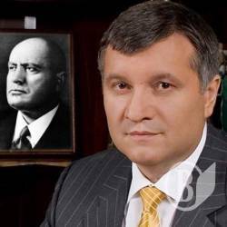 Поліцейський бєспрєдєл, який хоче узаконити Аваков. Відео Поліцейський бєспрєдєл, який хоче узаконити Аваков. Відео