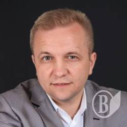 Он уважает кэш: Атрошенко предлагал доплачивать в конверте начальнику финуправления горсовета Он уважает кэш: Атрошенко предлагал доплачивать в конверте начальнику финуправления горсовета