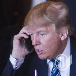 Порошенко побалакав з Трампом і запросив у гості Порошенко побалакав з Трампом і запросив у гості
