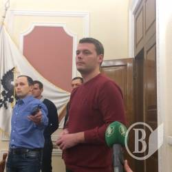 Маршрути ділили, про 5 гривень за проїзд заговорили: як проходив конкурс на перевезення у Чернігові Маршрути ділили, про 5 гривень за проїзд заговорили: як проходив конкурс на перевезення у Чернігові