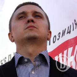 Кодола объяснил исчезновение детской площадки после выборов Кодола объяснил исчезновение детской площадки после выборов