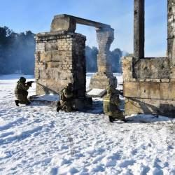 У «Десні» воюють резервісти - ФОТО У «Десні» воюють резервісти - ФОТО