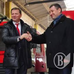 Олег Ляшко дістав «визнання» програми «Наші гроші», а Авер'янов – новий фах: касир Олег Ляшко дістав «визнання» програми «Наші гроші», а Авер'янов – новий фах: касир