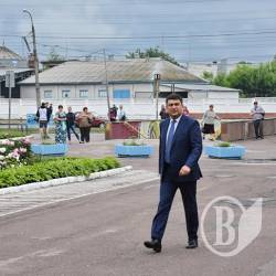 Фотомитєвості відвідування Гройсманом «Чексілу» Фотомитєвості відвідування Гройсманом «Чексілу»
