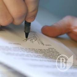Податківець влаштував «шахер-махер» з недобудовою Податківець влаштував «шахер-махер» з недобудовою