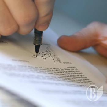 Податківець влаштував «шахер-махер» з недобудовою Податківець влаштував «шахер-махер» з недобудовою