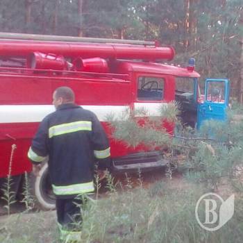 Через необережних паліїв пожежникам довелося працювати у лісах Через необережних паліїв пожежникам довелося працювати у лісах
