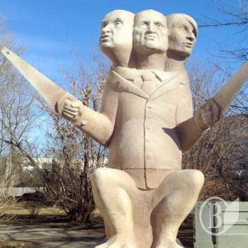 Чиновника з будівельником підозрюють в спробі розпиляти майже мільйон Чиновника з будівельником підозрюють в спробі розпиляти майже мільйон